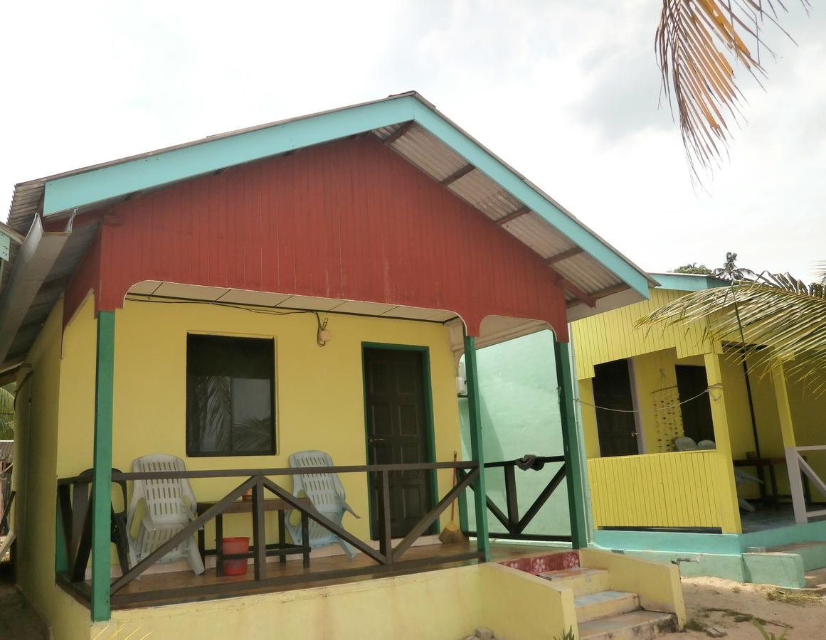 Rainbow Tioman Cottage Kampong Juara Eksteriør billede