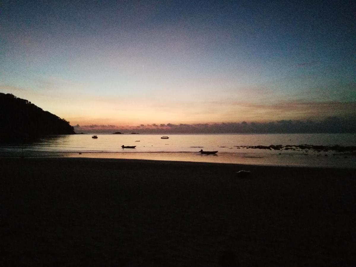 Rainbow Tioman Cottage Kampong Juara Eksteriør billede