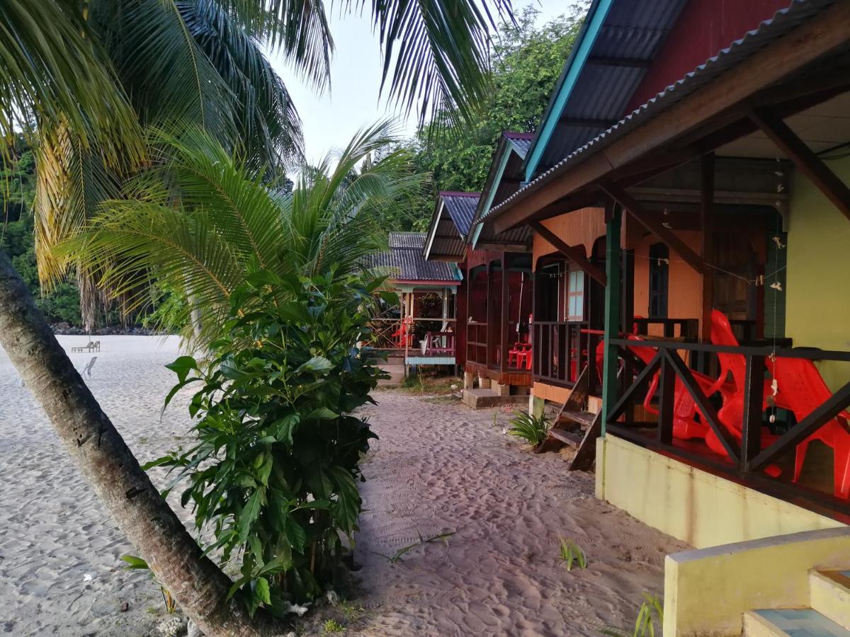 Rainbow Tioman Cottage Kampong Juara Eksteriør billede